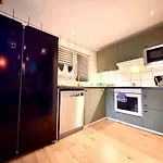 Jungle Style With Jacuzzi ,sauna And Garden Near Amsterdam Апартаменты *