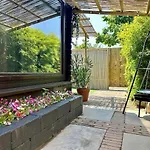 Апартаменты Jungle Style With Jacuzzi ,sauna And Garden Near Amsterdam Vijfhuizen