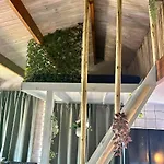Jungle Style With Jacuzzi ,sauna And Garden Near Amsterdam Апартаменты Vijfhuizen