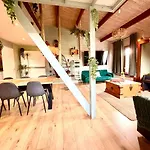Апартаменты Jungle Style With Jacuzzi ,sauna And Garden Near Amsterdam Vijfhuizen