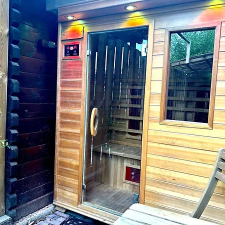 Jungle Style With Jacuzzi ,sauna And Garden Near Amsterdam Apartment Vijfhuizen