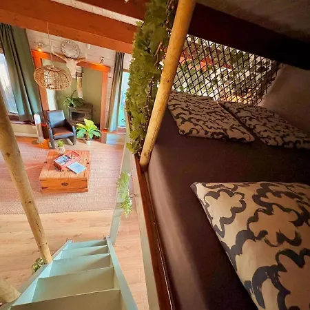 Private Wellnes With Jacuzzi ,sauna&garden Between Amsterdam Haarlem&schiphol Airport * Vijfhuizen