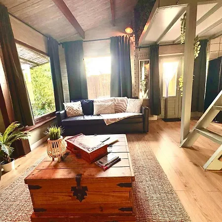 Appartement Private Wellnes With Jacuzzi ,sauna&garden Between Amsterdam Haarlem&schiphol Airport