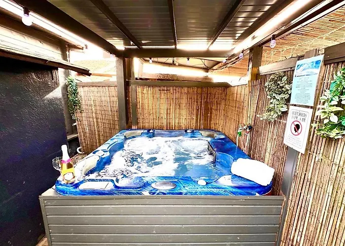 아파트 Jungle Style With Jacuzzi ,sauna And Garden Near Amsterdam *