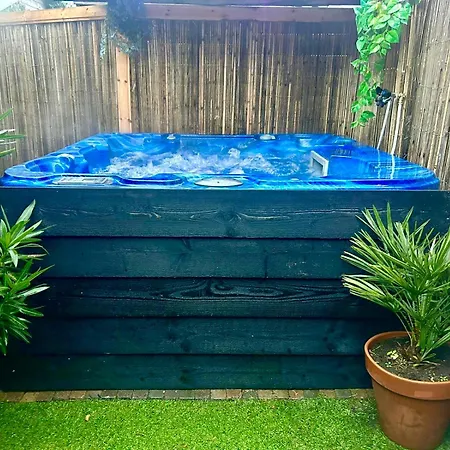 Lägenhet Jungle Style With Jacuzzi ,sauna And Garden Near Amsterdam